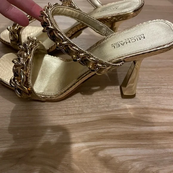 Michael Kors Gold metallic leather sandals - Picture 5 of 5